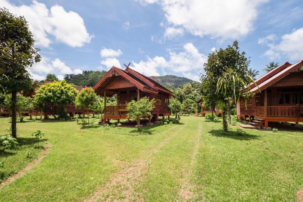 OYO 1143 Phet Luran Thai Resort Kohchang Koh Chang Exteriör bild