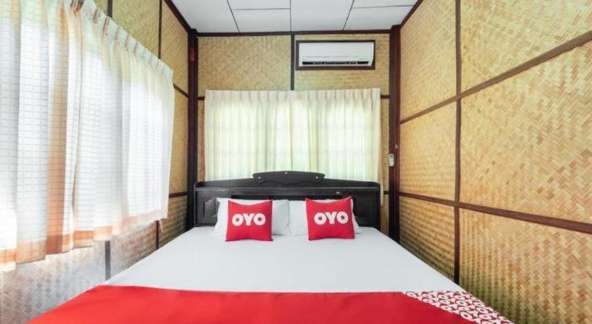 OYO 1143 Phet Luran Thai Resort Kohchang Koh Chang Exteriör bild